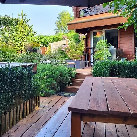 Dans Un Parc Privatif Arbore Dağ evi Réau